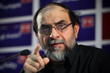 رحیم&zwnj;پور ازغدی به محسن تنابنده؛ با هما خانم مشورت کن /تنابنده: هما خانم گفت یک &laquo;غلط کردم&raquo; ساده نیاز به این پاسخ طولانی ندارد